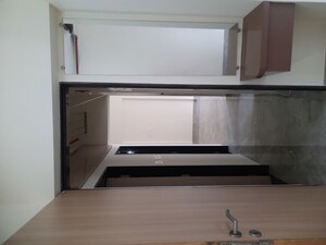 Furnished Amenities in 1 BHK Apartment at Vasant Vihar – for Rent