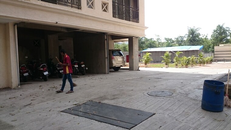  Parking, siddhi-highland-gardens Commercial Shop 400 Sq.Ft. In Dhokali Thane 10660239