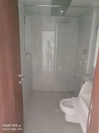 2 BHK +  1000 Sq.Ft. Apartment in Paschim Apartments