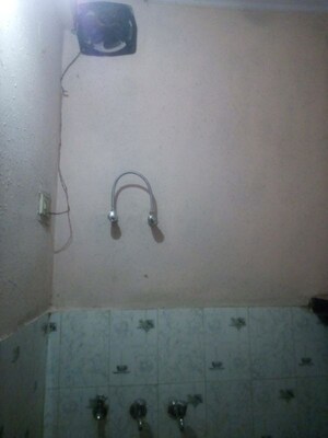 Bathroom in 1 BHK Builder Floor at Sector 1 Vaishali – for Sale