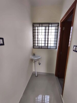 Room in 1 BHK Apartment at Padma Nilayam Kondapur, Kondapur – for Rent