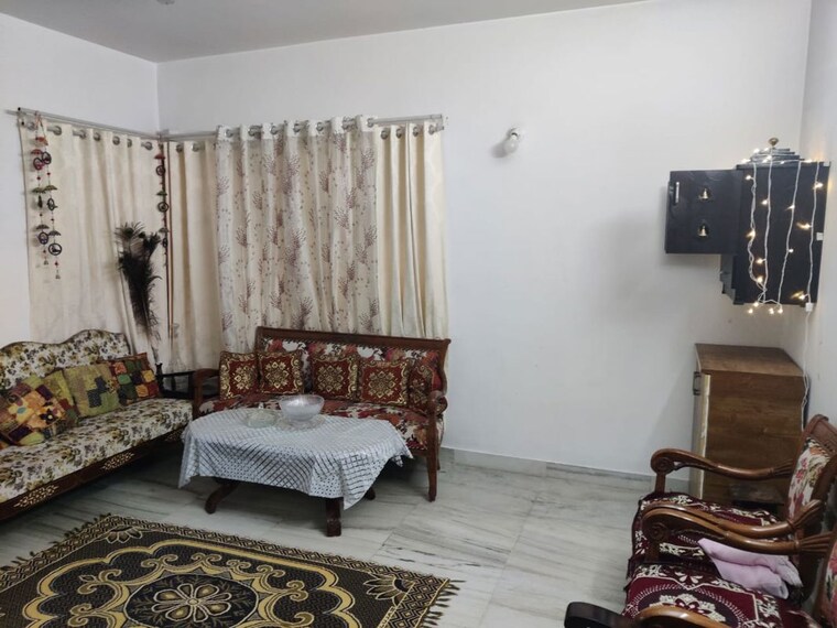 Living Room, five-oaks-apartments 3 Bedroom 1750 Sq.Ft. Apartment In Infantry Road Bangalore 10660284