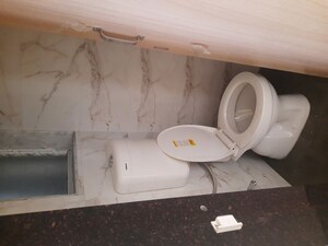 Bathroom in 1 BHK Apartment at Vasant Vihar – for Rent
