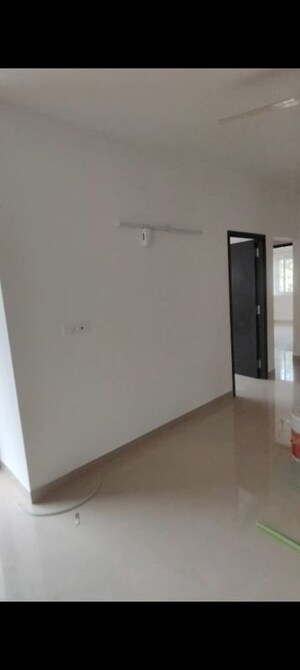 Room in 3 BHK Apartment at Ozone Urbana Pavilion, Devanahalli – for Rent