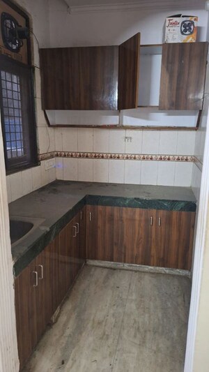 Kitchen in 1 BHK Builder Floor at Vaishali Sector 5 – for Sale