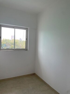Room in 2 BHK Apartment at Runwal Forests, Kanjurmarg West – for Rent