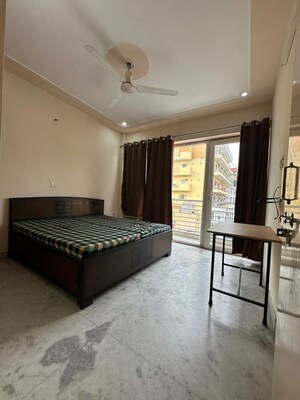 Bedroom in 1 BHK Builder Floor at Sector 52 – for Rent