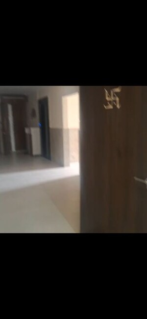 Room in 4 BHK Independent House at Nirmal Lifestyle Turquoise, Mulund West – for Rent