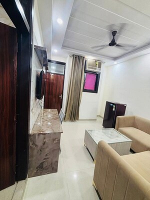 Team Area in 1 BHK Builder Floor at Sector 46 – for Rent