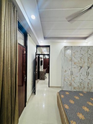 Building Lobby in 1 BHK Builder Floor at Sector 46 – for Rent