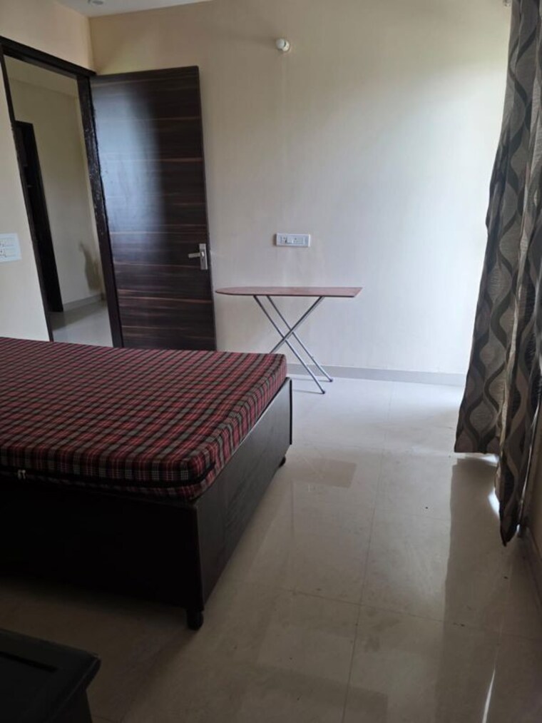 Balcony, palam vihar  150 Sq.Yd. Builder Floor In Palam Vihar Gurgaon 10660329