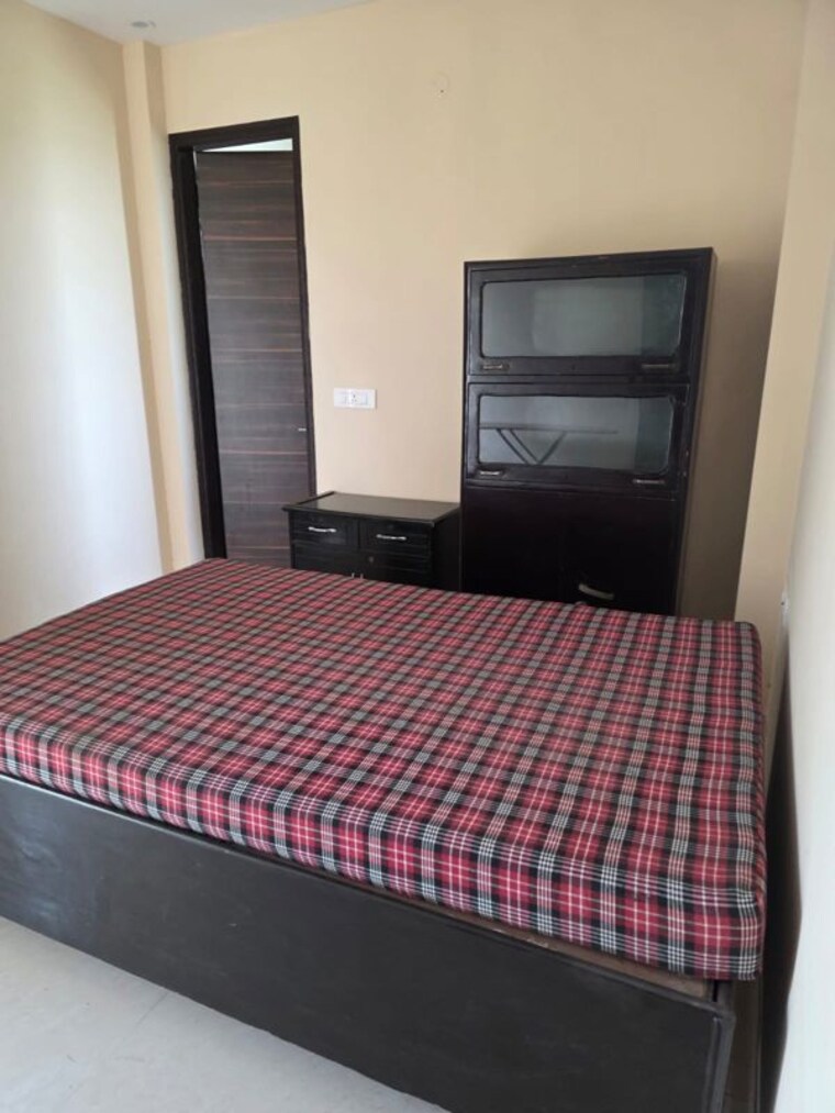 Bedroom, palam vihar  150 Sq.Yd. Builder Floor In Palam Vihar Gurgaon 10660329