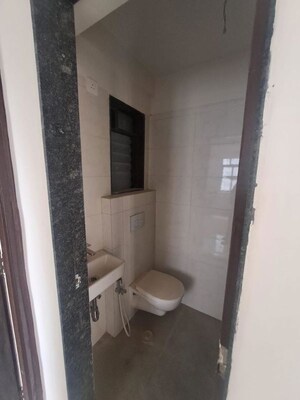 Bathroom in 2 BHK Apartment at Mahindra Alcove, Chandivali – for Rent