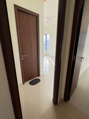 Master Bedroom in 3 BHK Apartment at Kalpataru Vienta, Kandivali East – for Rent