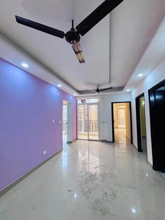 3 BHK +  1400 Sq.Ft. Apartment in Amrapali Terrace Homes