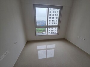 Room in 3 BHK Apartment at Hubtown Rising City, Ghatkopar East – for Rent