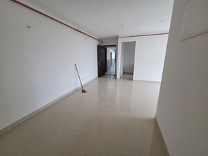 Room in 3 BHK Apartment at Hubtown Rising City, Ghatkopar East – for Rent