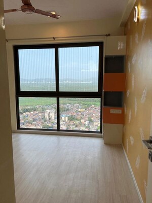 Room in 3 BHK Apartment at Runwal Bliss, Kanjurmarg East – for Rent
