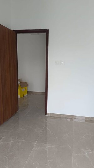 Room in 2 BHK Apartment at Panache Premiere, Chembur – for Rent