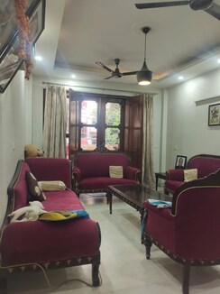 3 BHK +Builder Floor For Rent in Kalkaji