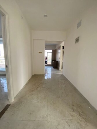 2 BHK Apartment For Rent in Tharwani Vedant Palacia in Khadakpada, Thane