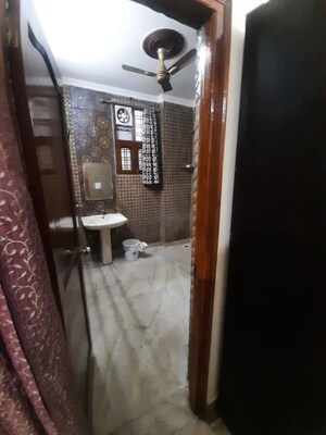 Building Lobby in 3 BHK Builder Floor at Sector 9 – for Rent
