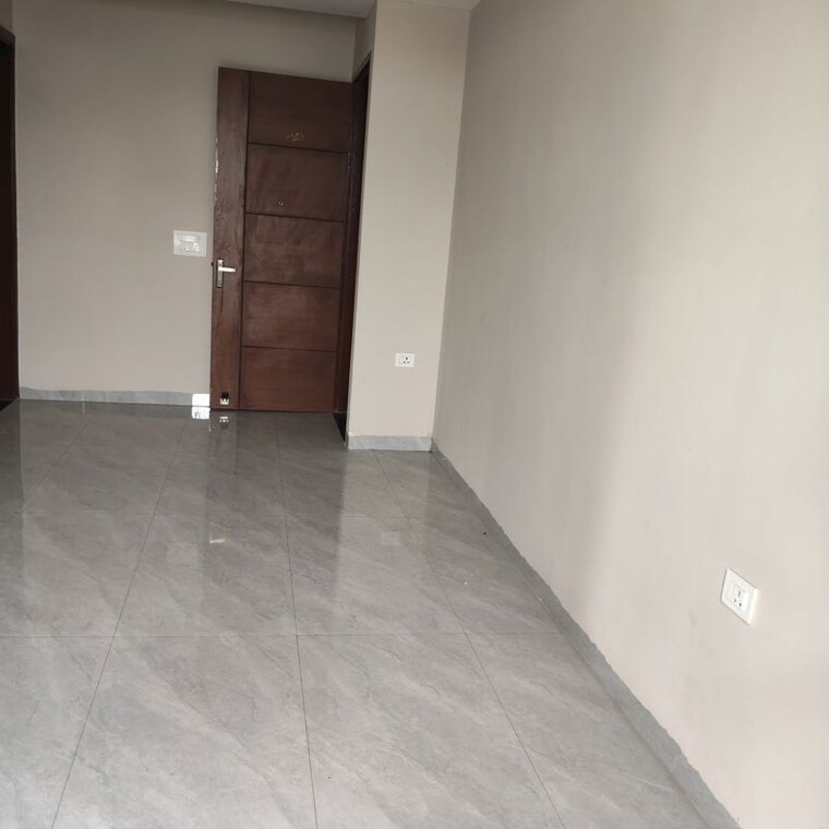 Room, sector 9 2.5 Bedroom 1470 Sq.Ft. Builder Floor In Sector 9 Gurgaon 10655065