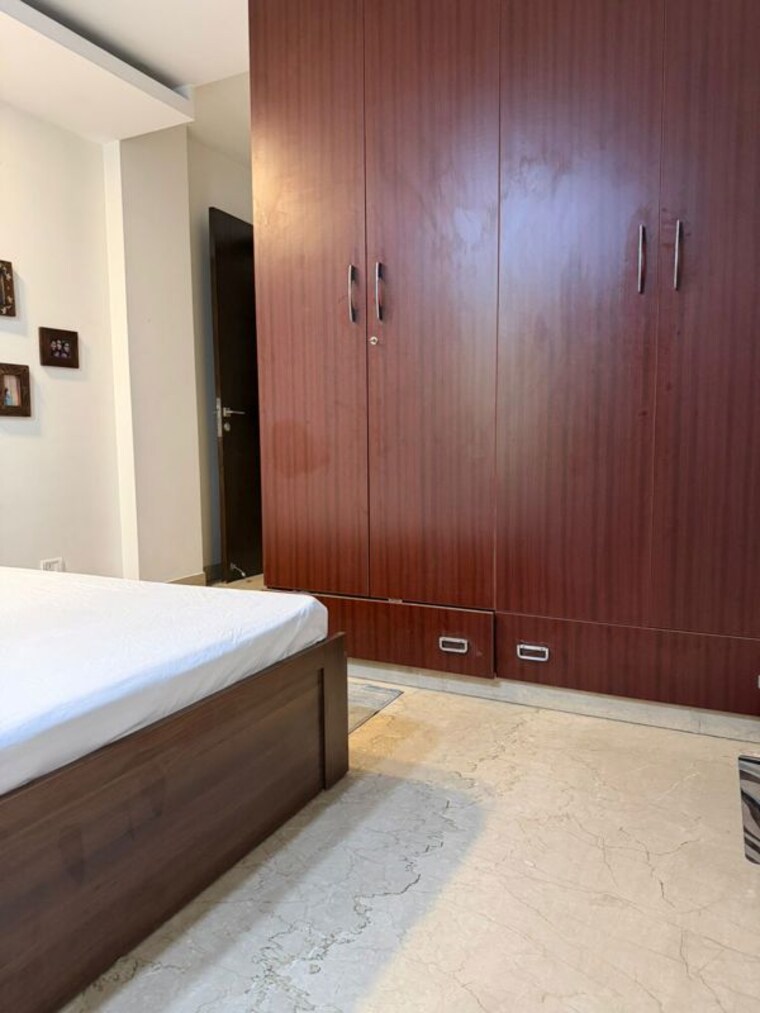 Room, east of kailash 3 Bedroom 1125 Sq.Ft. Builder Floor In East Of Kailash Delhi 10660458