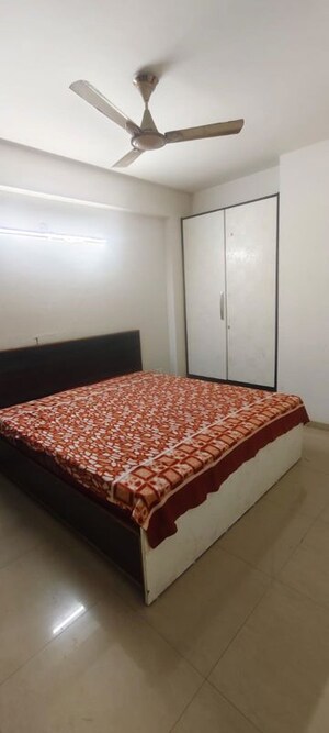 Bedroom in 2 BHK Builder Floor at Sector 9 – for Rent