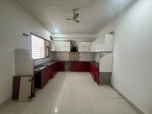 Kitchen in 2.5 BHK Builder Floor at Sector 9 – for Rent