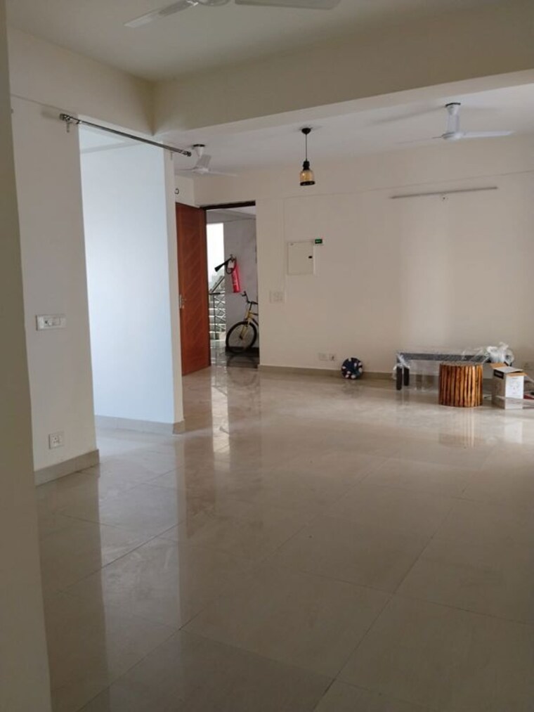 Room, sector 9 2.5 Bedroom 2150 Sq.Ft. Builder Floor In Sector 9 Gurgaon 10647046