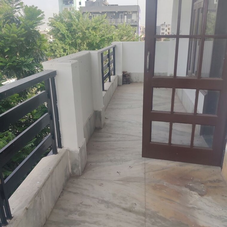 Balcony, sector 9 2 Bedroom 2450 Sq.Ft. Builder Floor In Sector 9 Gurgaon 10644254