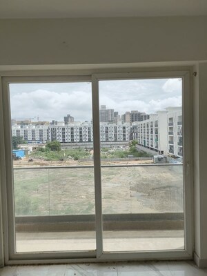 Room in 3 BHK Apartment at M3M Soulitude, Sector 89 – for Rent