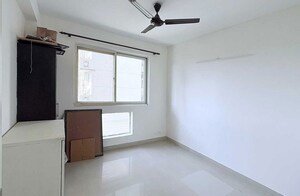 Room in 4 BHK Apartment at BPTP Park Prime, Sector 66 – for Rent
