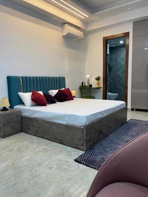 Bedroom in Studio Builder Floor at Sector 38 – for Rent