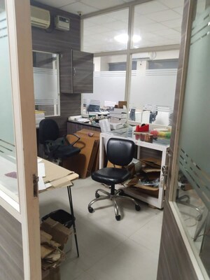 Team Area in 2 BHK Villa at Sector 56 – for Rent