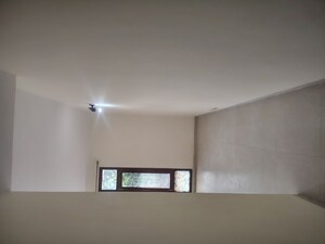 Furnished Amenities in 2 BHK Villa at Sector 55 – for Rent