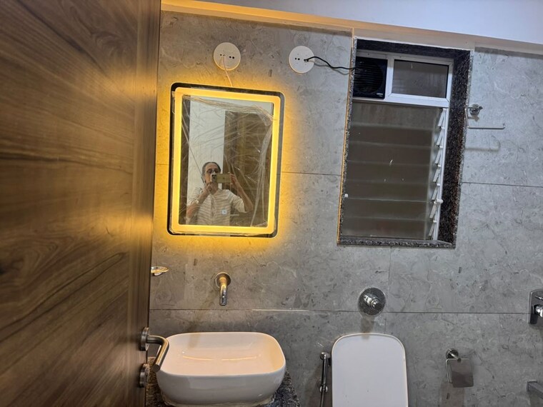 Bathroom, sri-zynergy 2 Bedroom 834 Sq.Ft. Apartment In Suman Nagar Mumbai 10660521