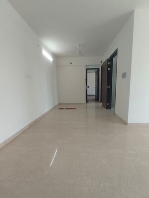 Room in 3 BHK Apartment at Raj Infinia, Malad West – for Rent