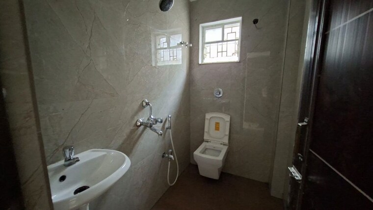Bathroom, new town 3 Bedroom 1495 Sq.Ft. Apartment In New Town Kolkata 10660554