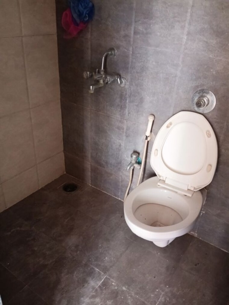 Attached Bathroom, ekta-brooklyn-park 1 Bedroom 700 Sq.Ft. Apartment In Virar West Palghar 10660575