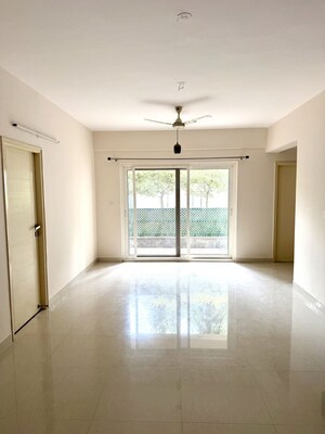 2 BHK Apartment For Rent in Mana Tropicale, Gattahalli