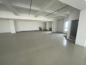  Showroom – Exterior View View at Gs Road - for Rent