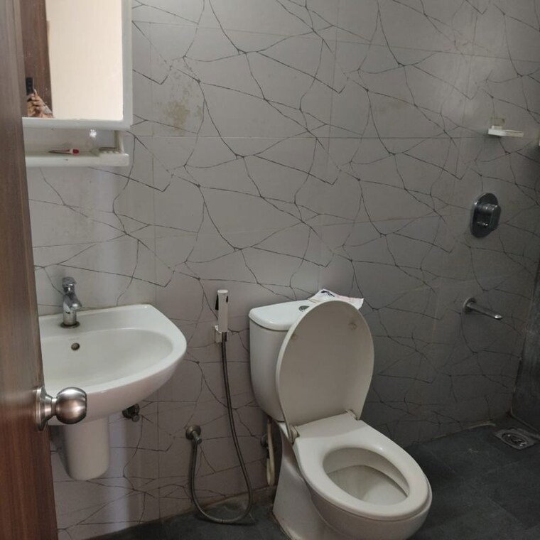 Bathroom, gagan-adira 2 Bedroom 794 Sq.Ft. Apartment In Wagholi Pune 10660662