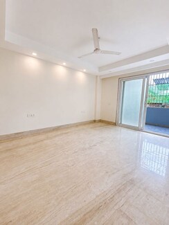 5 BHK Villa For Sale in Unitech Birch Court Villa