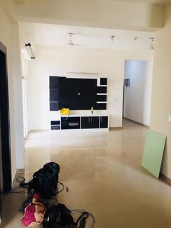 3 BHK Apartment For Rent in Mahagun Mywoods
