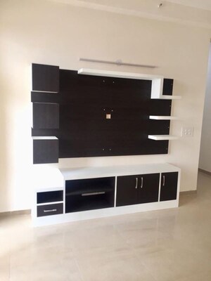 Furnished Amenities in 3 BHK Apartment at Mahagun Mywoods, Sector 16c Greater Noida – for Rent