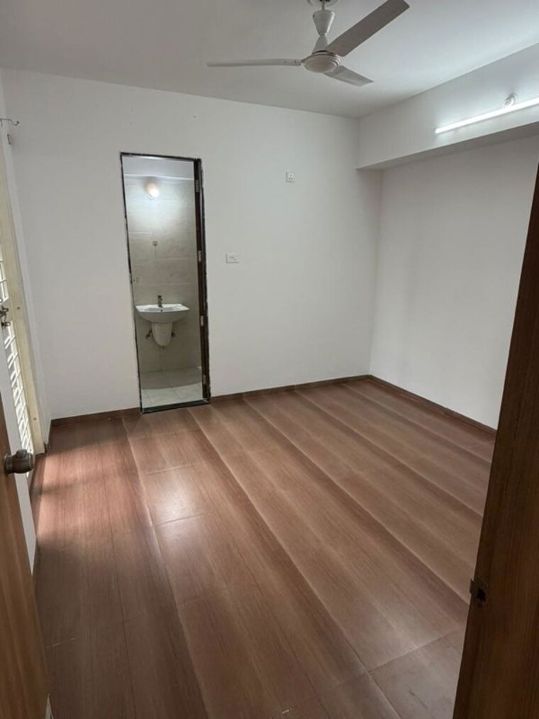 Room, gravity-austin-plaza 2 Bedroom 567 Sq.Ft. Apartment In Wakad Pune 10660723
