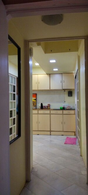 Room in 1 BHK Apartment at Siddhi Prabha CHS Prabhadevi, Prabhadevi – for Rent