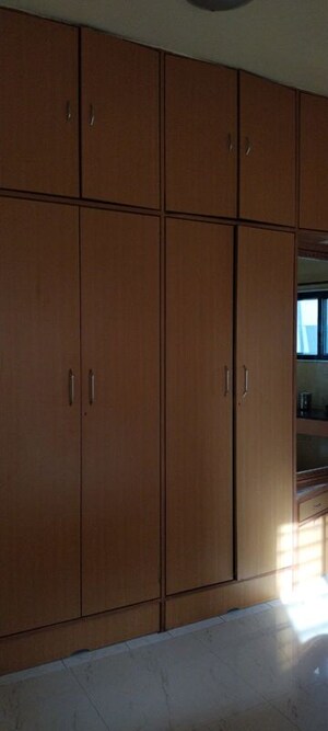 Furnished Amenities in 1 BHK Apartment at Siddhi Prabha CHS Prabhadevi, Prabhadevi – for Rent